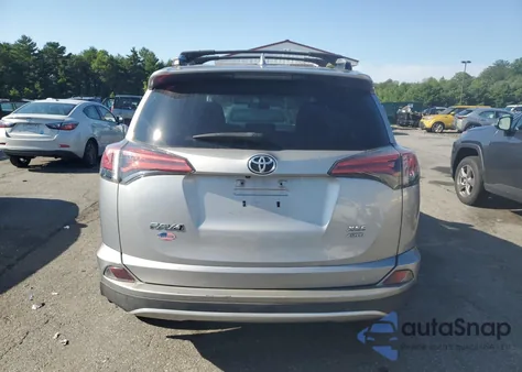 2016 Toyota Rav4 Xle z USA, uszkodzony, nr VIN 2T3RFREV8GW508625